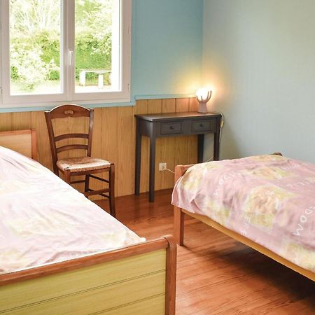 Holiday Home In Montsernelle Lithaire Ngoại thất bức ảnh